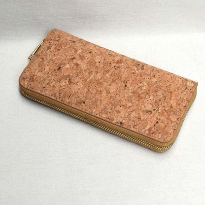 A  colsed fashion Dupon cork wallet showing the zipper type