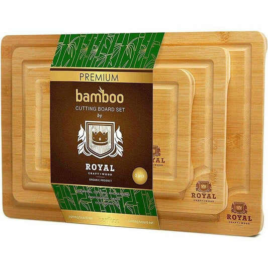 Set of bamboo cutting boards with integrated handles