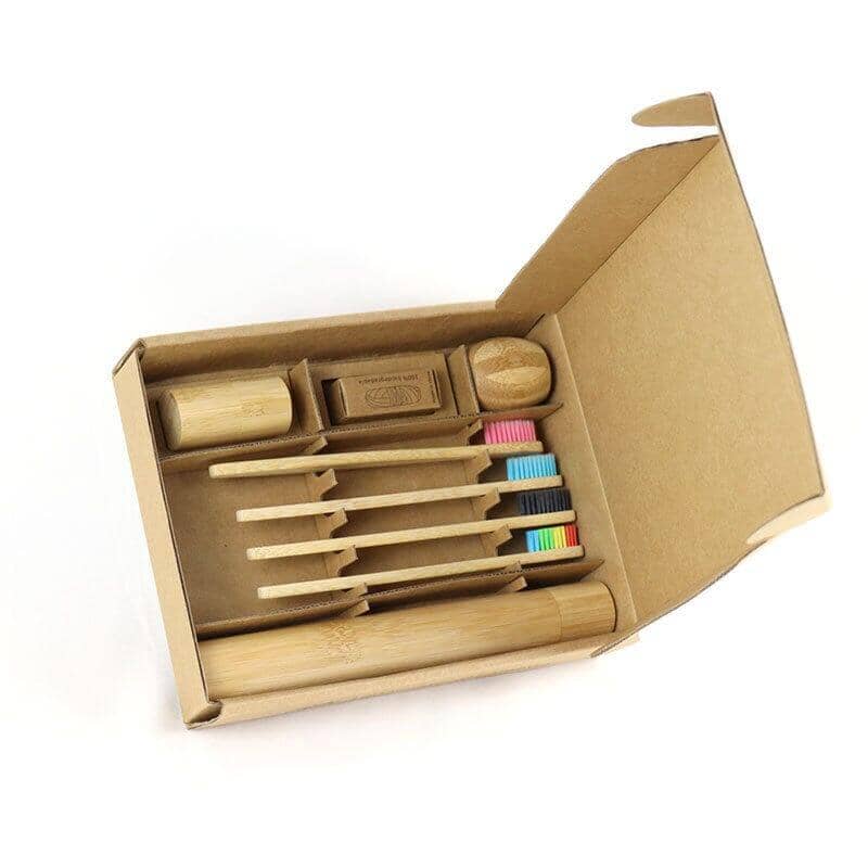 Gift box set featuring dental floss and a toothbrush base replacement with eco-friendly packaging